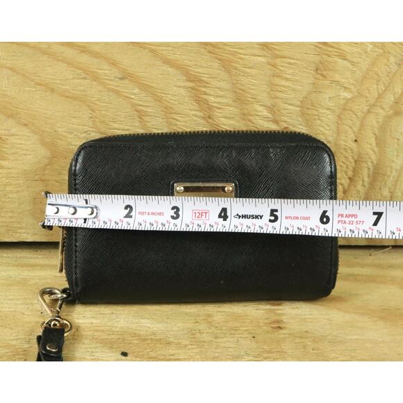 MICHAEL KORS Wallet Black Saffiano Leather Zip Around Clutch Wristlet 2012 - Picture 8 of 9